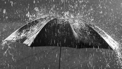 Meteorolojiden sağanak ve fırtına uyarısı