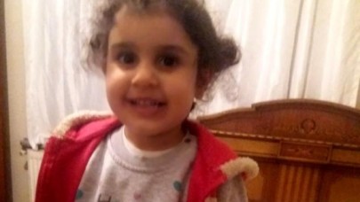 Küçükçekmecede 5 yaşındaki kız minibüsün altında can verdi