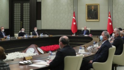 Kabine toplantısı bugün! Kritik kararlar bekleniyor... 3 haftalık kapanma gelebilir