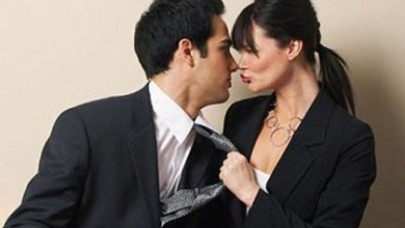 Kendine güvenen daha çok aldatıyor