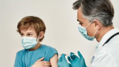 FDAdan Pfizer-BioNTech aşısında 12 yaş ve üstü çocuklar hakkında kritik karar