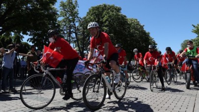 İstanbulda 102 bisikletliden 19 Mayıs turu