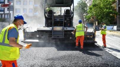 BEYLİKDÜZÜ’NDE ASFALTLAMA ÇALIŞMALARI HIZLANDI