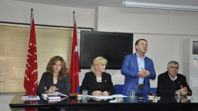 CHP’Lİ KADINLARDAN DAYANIŞMA ÇAYI