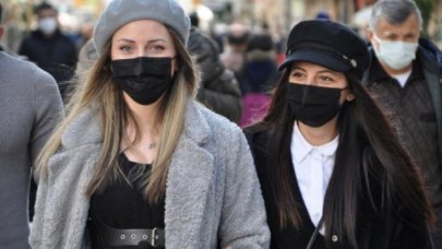 Koronavirüsün yeni etkileri ortaya çıktı: Kadınlarda kellik, erkeklerde ise...