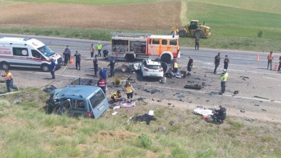 Sivasta katliam gibi kaza: 9 ölü!