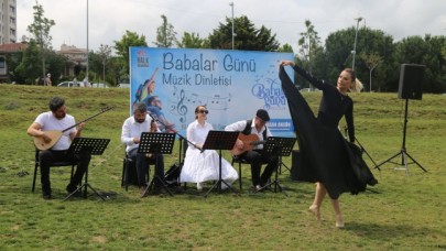 Büyükçekmeceli Babalara Müzik Dinletisi