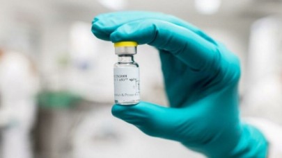 Aşı randevusunda yeni yaş grubu açıklandı!