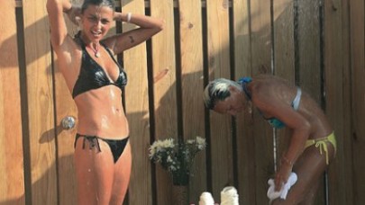 Önce duş sonra parti