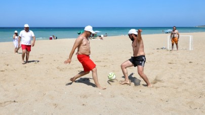 İSTANBULUN PLAJLARI SPORLA HAREKETLENİYOR