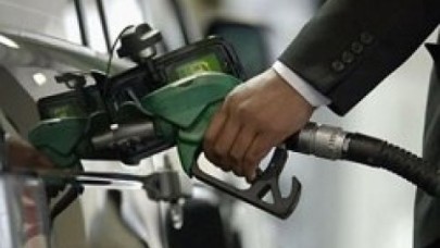 Benzine bir zam daha geldi