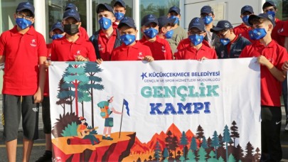 KÜÇÜKÇEKMECELİ ÖĞRENCİLER, GENÇLİK KAMPI’NDA