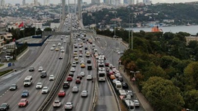 İstanbul’da trafik felç, yoğunluk yüzde 60’ı gördü