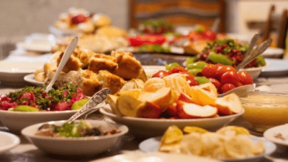 Bu 10 süper besine dikkat: Saç dökülmesi tarihe karışacak!