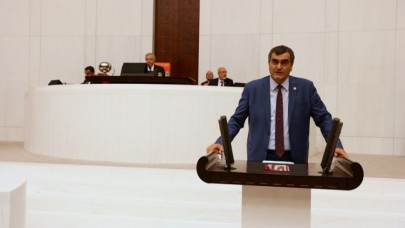 ÖĞRENCİLER AÇIKTA KALDI