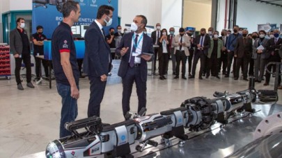 Dünyada tekti şimdi değil!