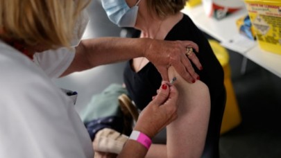 Korkutan yeni varyant uyarısı: Halkın yüzde 80i aşı olsa bile...