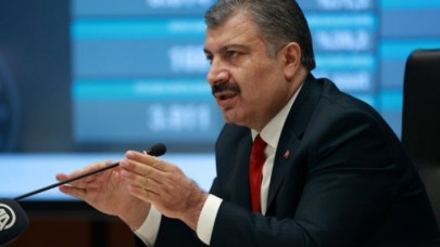 Türkiyede koronavirüsten 215 kişi daha hayatını kaybetti! Vaka sayısı yeniden 30 bine yaklaştı