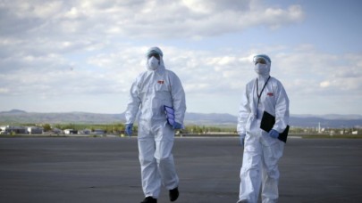 Koronavirüs belirtilerine rağmen testiniz negatif çıktıysa dikkat!