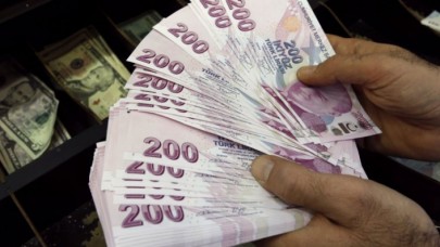 100 bin lirasını kur korumalı vadeli hesaba yatıranlar ne kadar kazanacak?