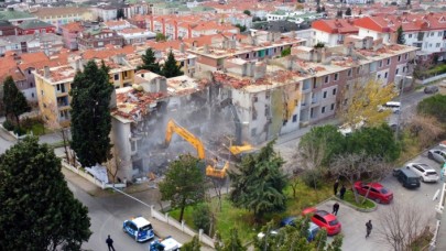 Büyükçekmece’de 61 ailenin daha deprem kabusu son buldu