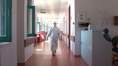 Sağlık çalışanlarına ücretsiz toplu taşıma hakkı uzatıldı