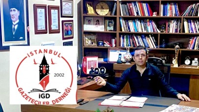 İGD Başkanı Mehmet Mertten sokak röportajı sırasında saldırıya uğrayan Hüseyin Çetinere destek....