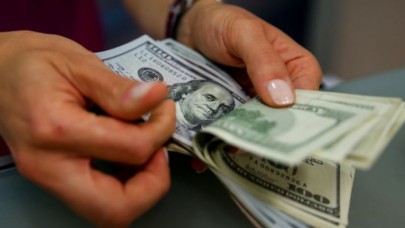 Dolar ve euroda günün ilk rakamları
