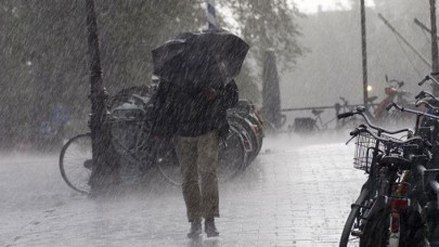 Meteorolojiden kuvvetli yağış uyarısı! Su baskını, sel, fırtına...