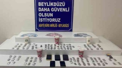 Beylikdüzünde villaya uyuşturucu operasyonu: 4 gözaltı