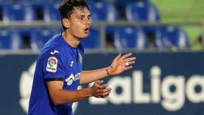 Enes Ünal ayın oyuncusu seçildi