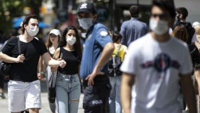 Açık havada maske zorunluluğu kaldırılacak, 65 yaş üstü için yeni uygulamalar geliyor
