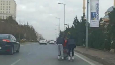 Beylikdüzünde patenli gençlerin tehlikeli yolculuğu kamerada