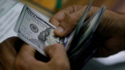 Dolar yatay seyre geçti