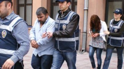 Polisi bile dolandırdılar