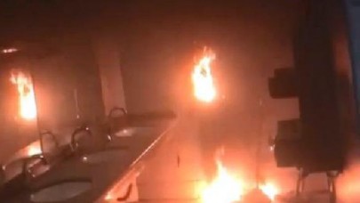 AVCILARDA LİSEDE YANGIN PANİĞİ