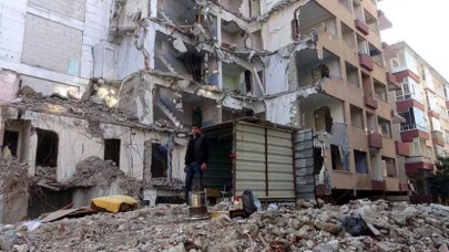 Avcılarda yıkımla başlayan zorunlu tahliye