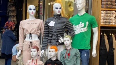 40 yıllık Mahmutpaşa sahte ürün pazarına döndü