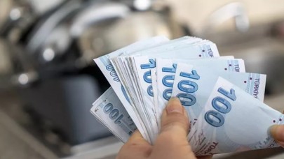 Emekliler merakla bekliyordu! İkramiyeler bugün hesaplara yatıyor