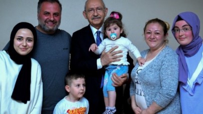 Kılıçdaroğlu, İstanbul’da elektriksiz aileyi ziyaret etti: İnsan hakkı bu
