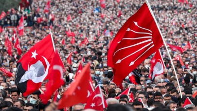 CHP, 102 milletvekili ile seçim için sahaya iniyor