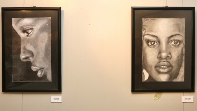 ‘SİYAH VE BEYAZ’ AKSM’DE SANATSEVERLERLE BULUŞTU