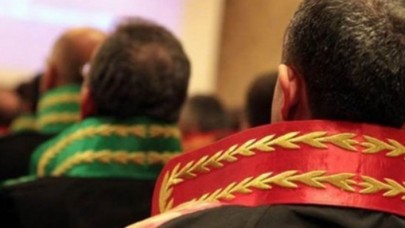 15 hakim ve savcı meslekten çıkarıldı