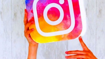 Instagram logosunu değiştirdi