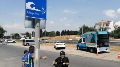 İstanbulun Marmaraya Kıyısı Bulunan 17 İlçesine 100 Tsunami Tabelası Konulacak