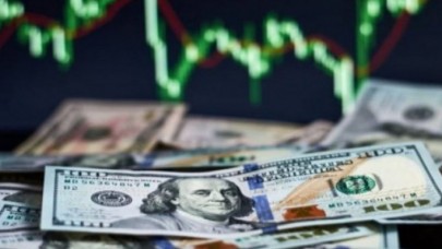 Döviz kurları uçuşa geçti: Dolar 17, Euro 18 lirayı gördü