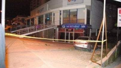 Kadın kavgası polisleri silahlarından etti