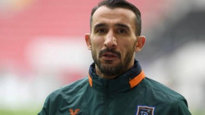 Mehmet Topal, futbolu bıraktığını duyurdu
