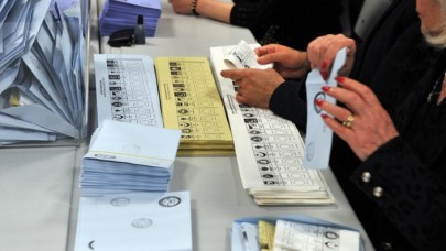 Son ankette yüzde 5i geçen parti şaşırttı