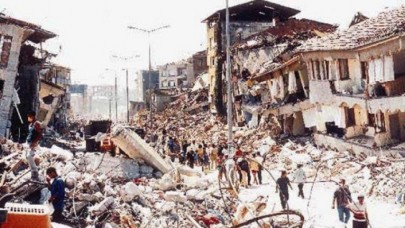 17 Ağustos Depreminin üzerinden 23 yıl geçti: Acılar hala taze...
